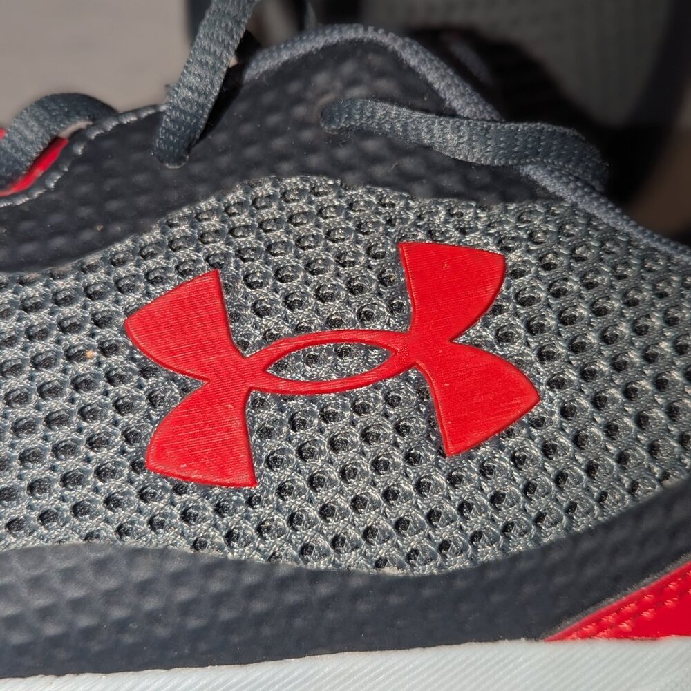 Under Armour UA Surge 3 Athletic Shoes - Picture 8 of 11